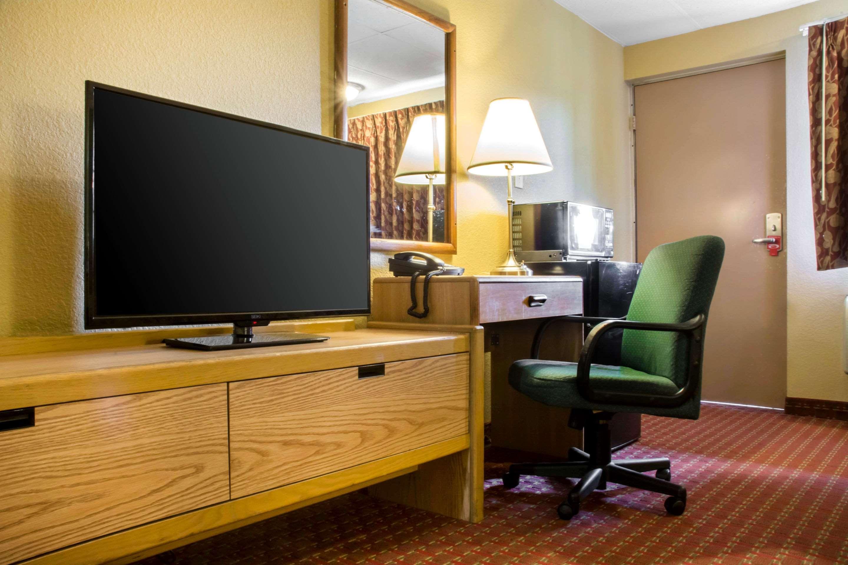 Hotel Econo